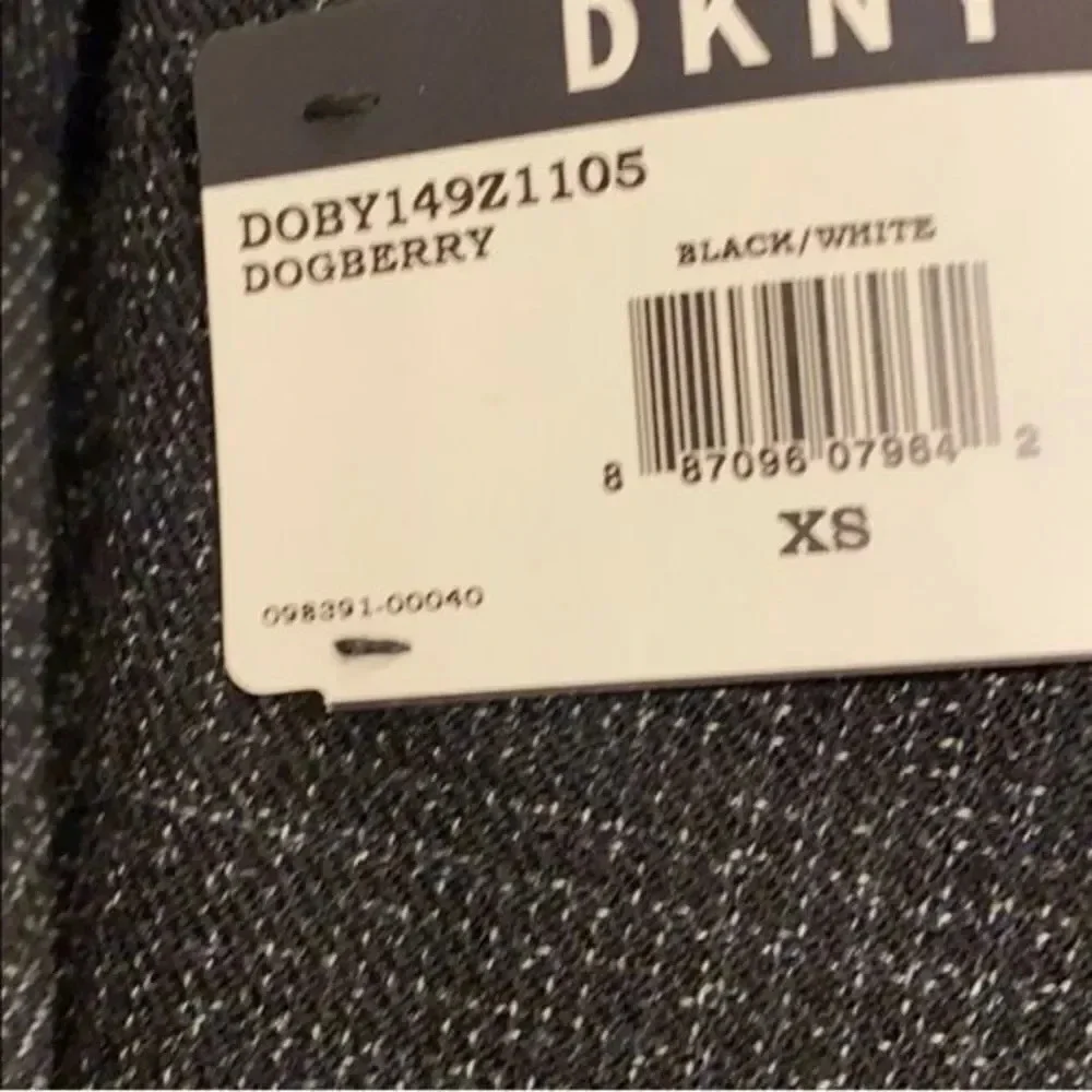 Dkny  Delsin Bllack /white Plaid Wool Bland Blazer